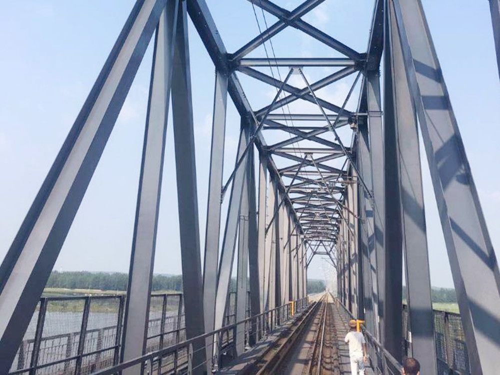 鋼結構防腐涂裝、防火涂料涂裝、鋼結構除銹、鋼結構翻新工程施工維修